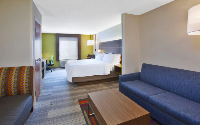 Holiday Inn Express Hotel & Suites Auburn Hills by IHG