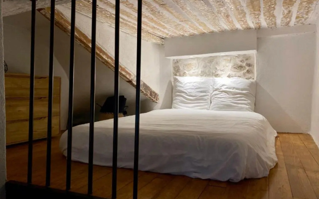 Charmant studio vieil Antibes
