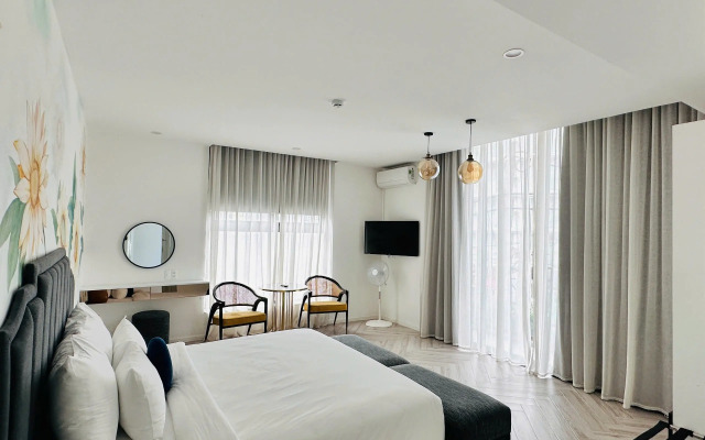 Len Hotel