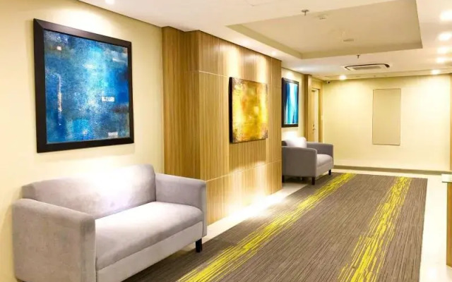 The Residences at Bonifacio Civic Center Tower