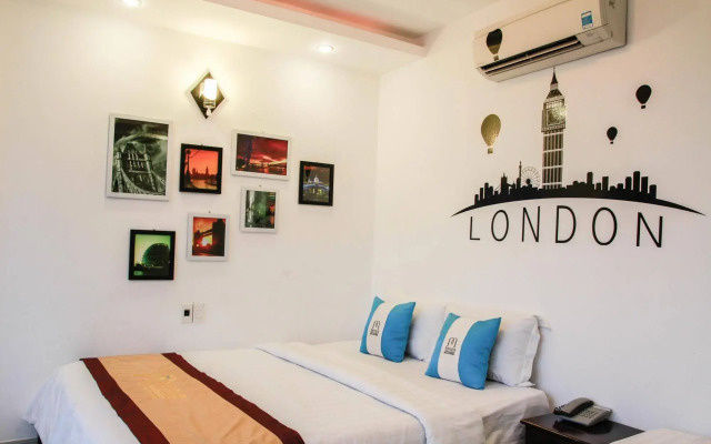 Mayfair Hotel