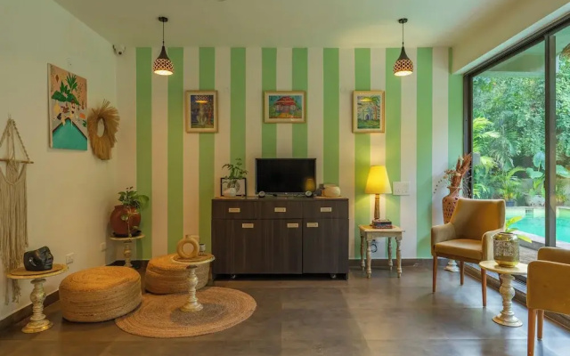 Locomo Boutique, Morjim - Cozy tropical stay, near beach