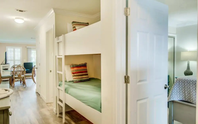 7 D, One Bedroom Condo