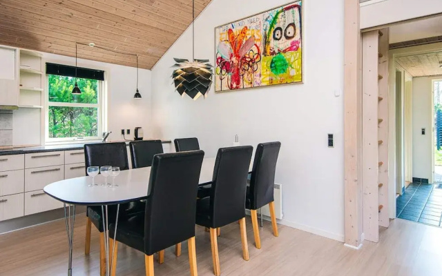 6 Person Holiday Home in Ansager