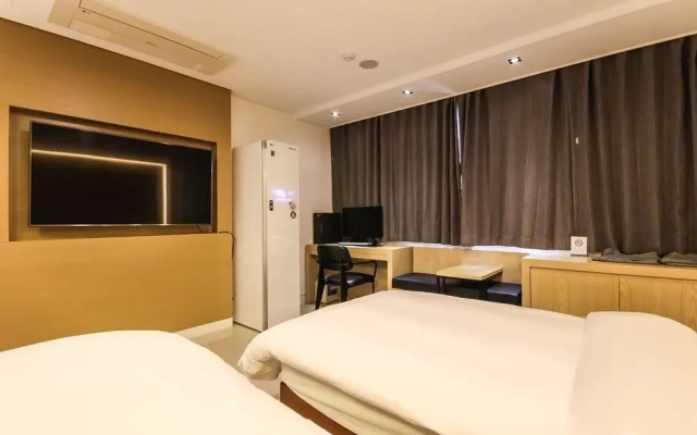 Jeonju Gyeongwondong The City Hotel