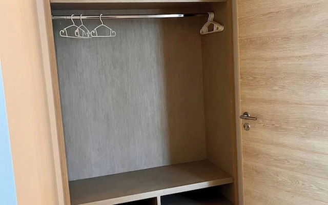 Breezy Condo in Aonang