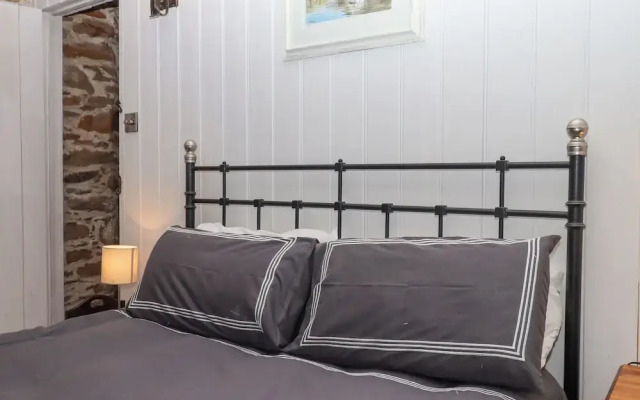 Alpha Cottage