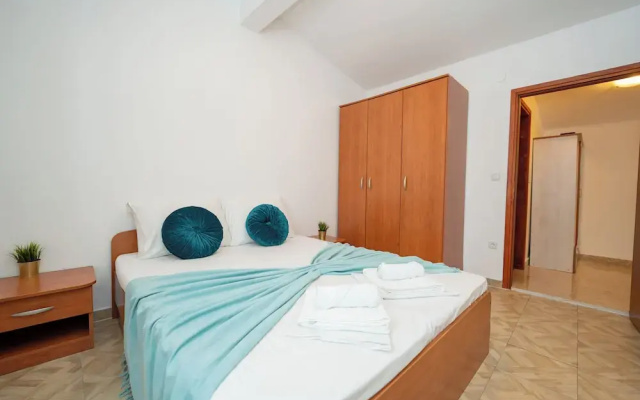 Apartments Adela III