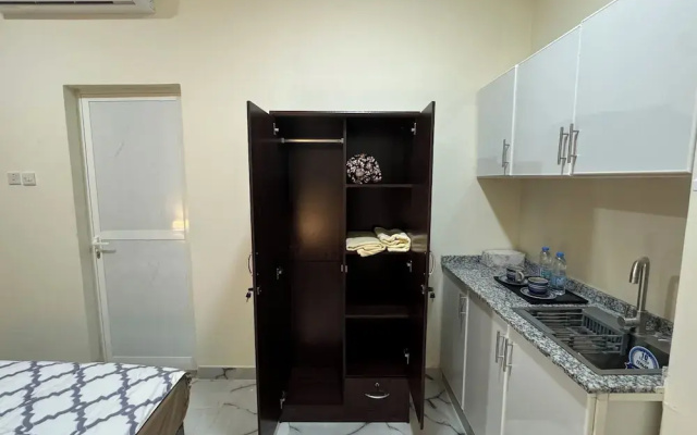 Furnished Private Studio Apartments near Union Metro Station