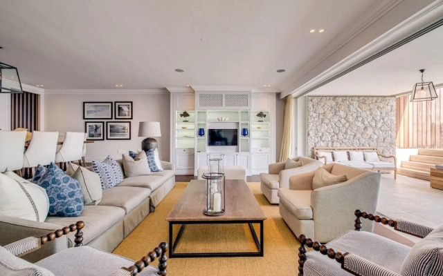 Gorgeous Apartment in Secure Block w Sea Views Caliche