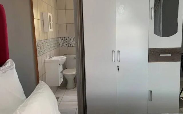 Room in B&B - Beach View, En-suite Bedroom