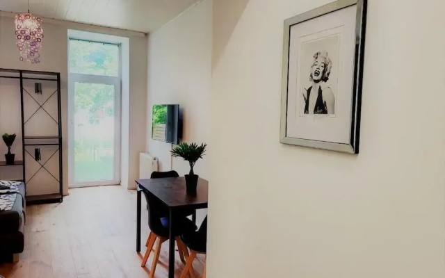 Donaufelder City Apartment