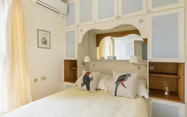Apartment in Florence With Rooftop Views