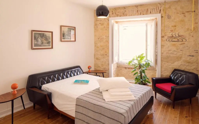 Lisbon Calling Rooms & Studio
