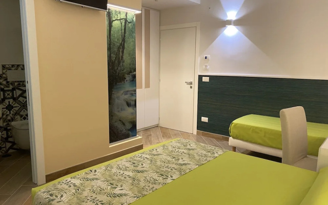 Room-triple Room in B&b - a Stone's Thro