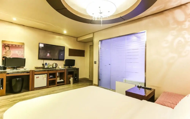 Hotel MI
