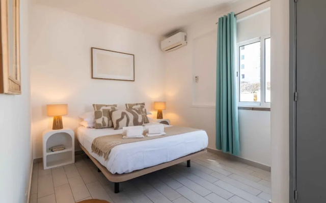 Downtown Rooftop 1 Bedroom Apartment