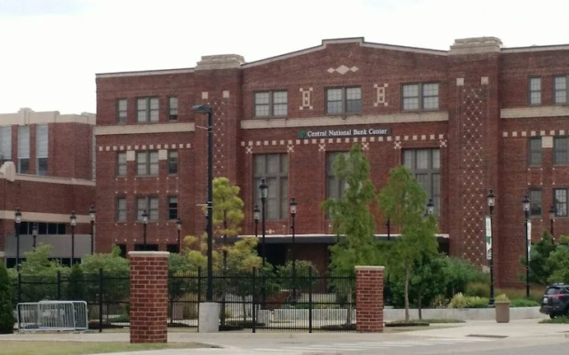 Ramada Enid
