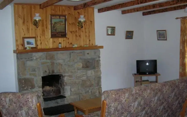 Riverbank Cottages