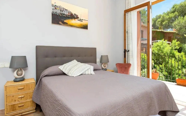 Villa in Spain Near Sandy Beach & Mountain Views