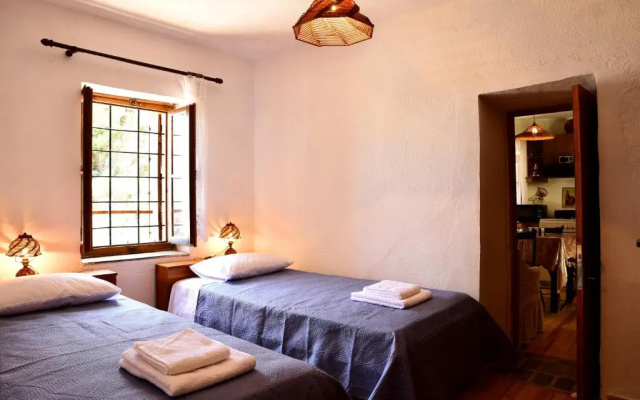 Mylopotamos Beach House