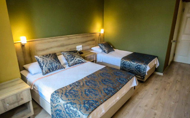 Remer Hotel