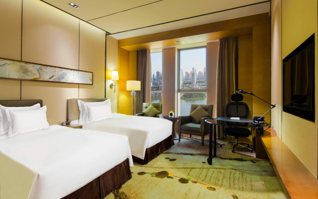 Crowne Plaza Tianjin Meijiangnan by IHG