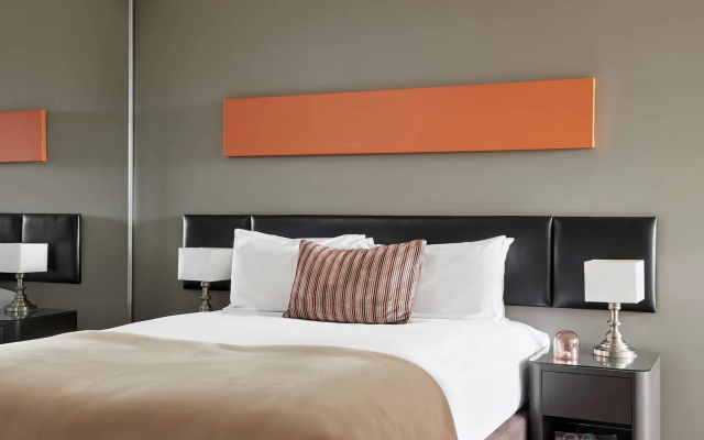 Dandenong Central Apartment Hotel