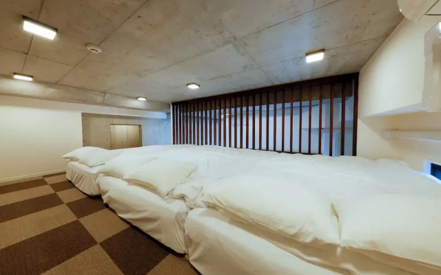 Kiyosumi SOHO by Tranova
