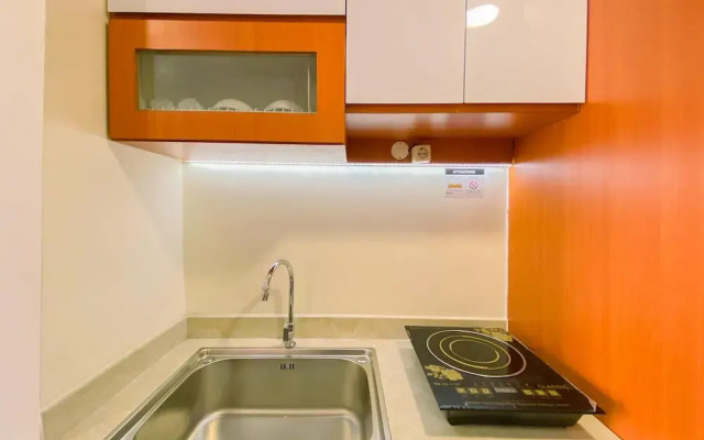 Comfort Living 1Br Work Space At Meikarta Apartment