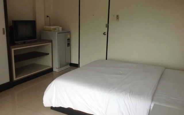Suanluang Living Suite
