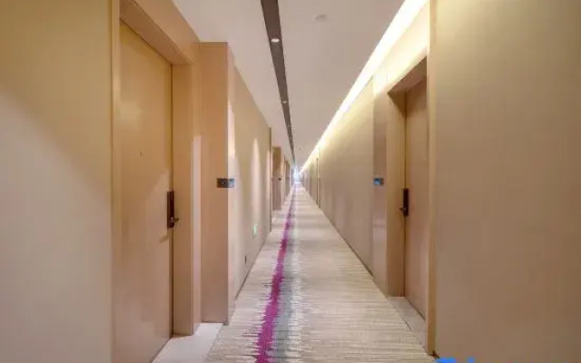 Lifeng Hotel (Wuyue Plaza Branch, Binhai New Area, Tianjin)