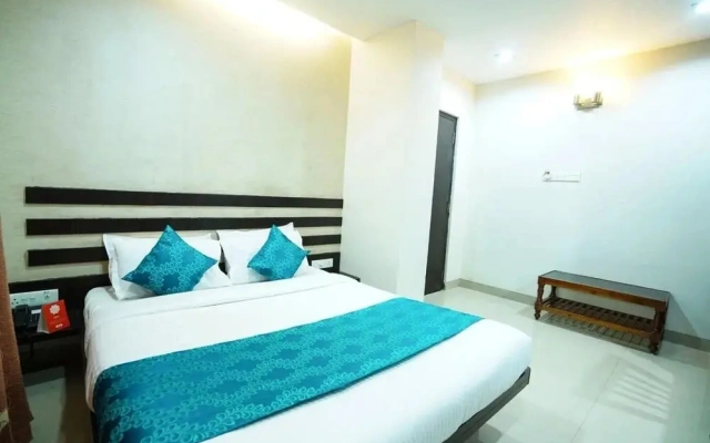 Hotel Aarya Inn