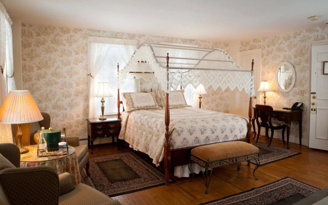 The Quechee Inn at Marshland Farm
