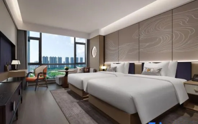 Tongxiang Jinyue Maison New Century Hotel