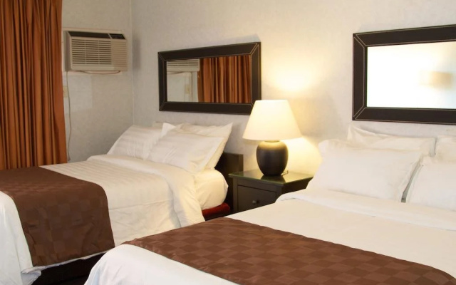 Seaport Marina Hotel