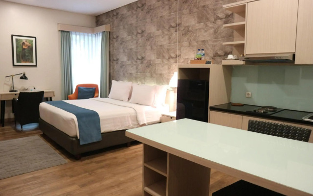 Treehouse Suites