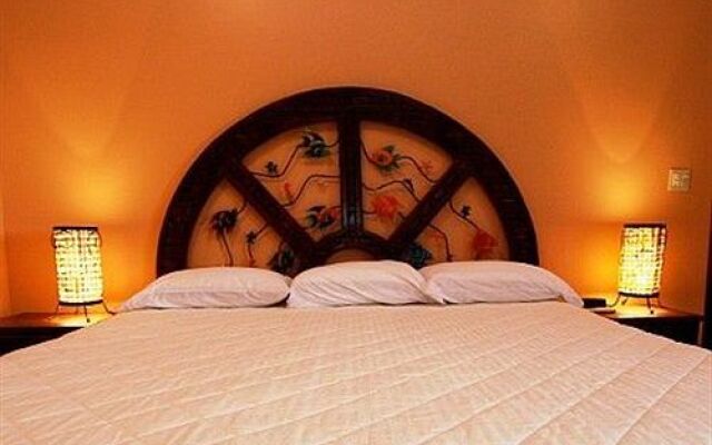Отель The Olas Altas Bed & Breakfast вид на фасад