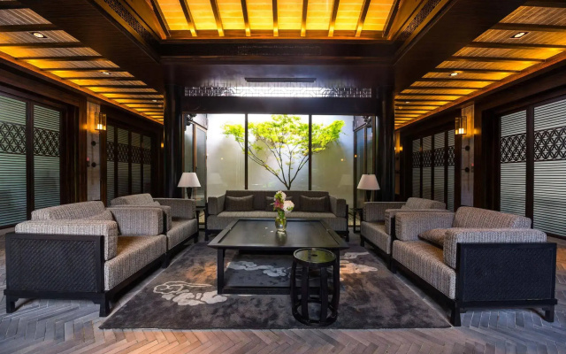 Yurun Hanyuelou Villa Resort