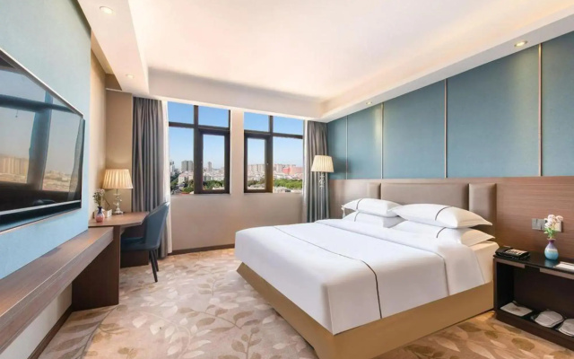 Mengducheng Holiday Hotel