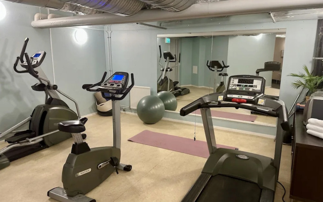 2Home Hotel Solna