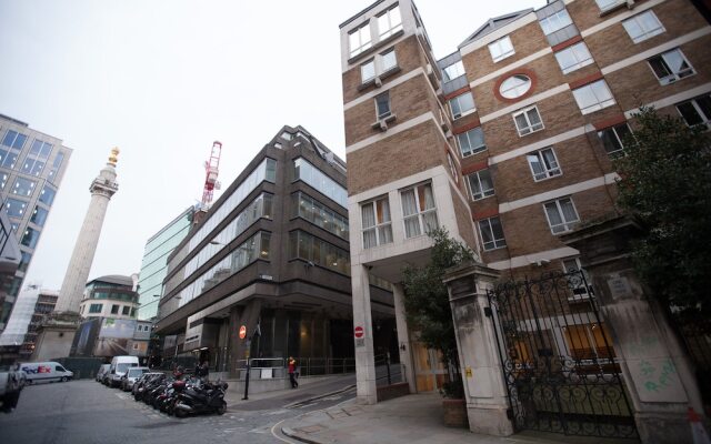 Отель Central London 2 Bedroom Flat вид на фасад