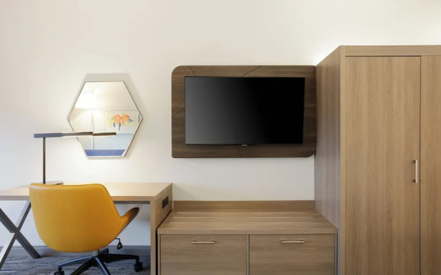 Holiday Inn Express Knoxville Downtown by IHG