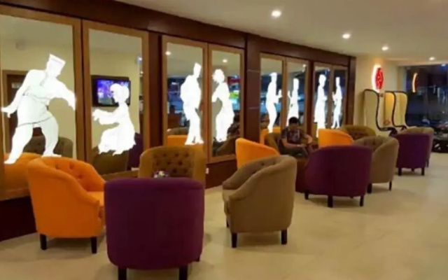 Superstar Hotel