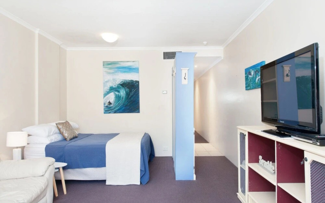 Whitesands, Unit 213 Shoal Bay Road