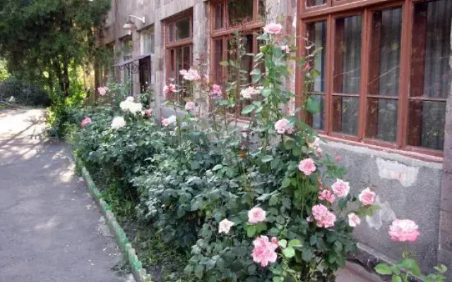 Hotel Lalvar