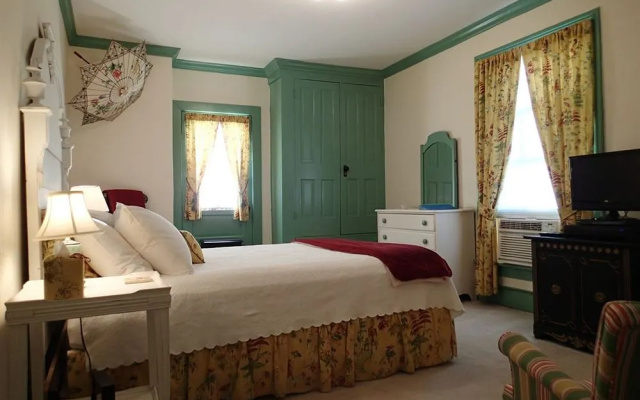 Holladay House Bed and Breakfast