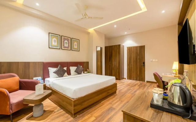 Saltstayz Premier - Mohali Chandigarh