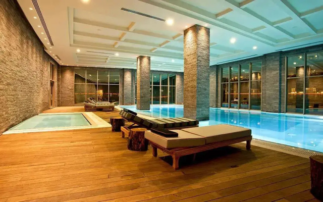 Kaya Hotel Select