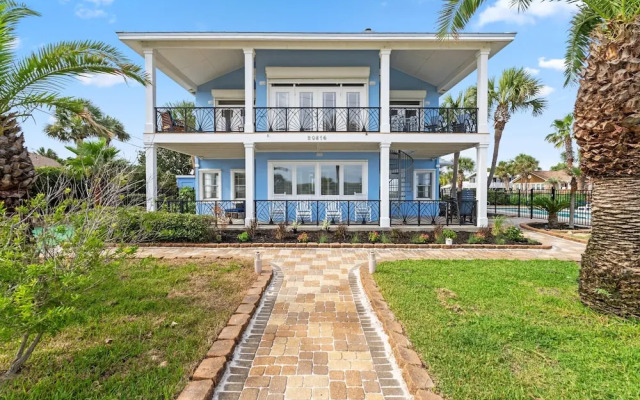 20816 Front Beach Rd